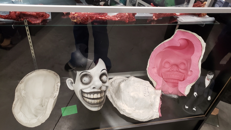 xf-museum-chuckleteeth-display